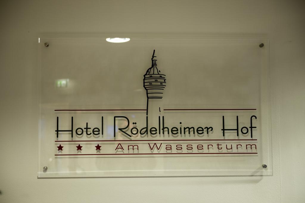 Hotel Rodelheimer Hof - Am Wasserturm Francoforte sul Meno Esterno foto
